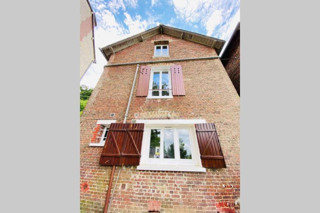 Appartement Rez-De-Chaussee Laon Bagian luar foto