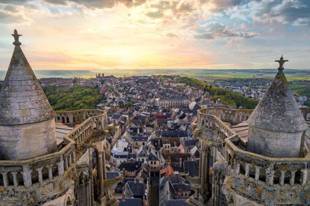 Appartement Rez-De-Chaussee Laon Bagian luar foto