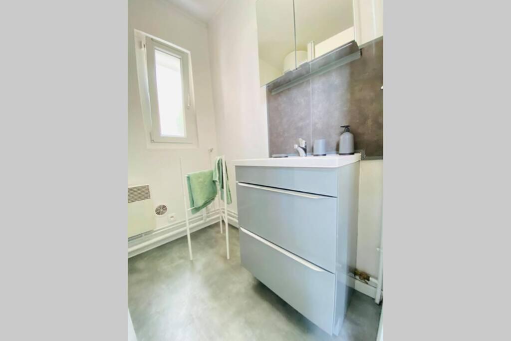 Appartement Rez-De-Chaussee Laon Bagian luar foto